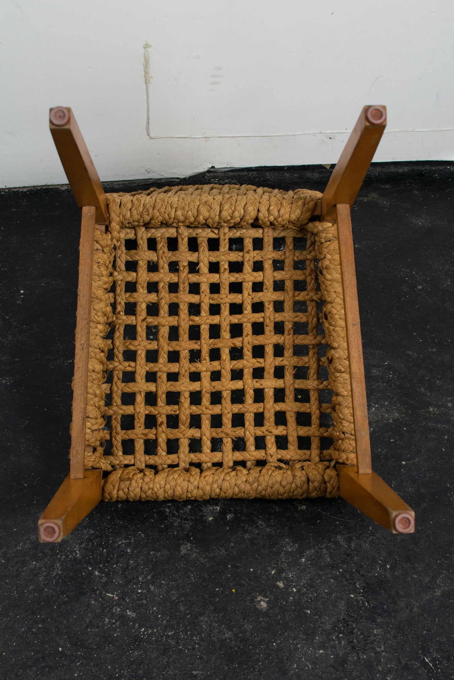 Chaise corde et bois par Audoux Minet pour Vibo, 1950