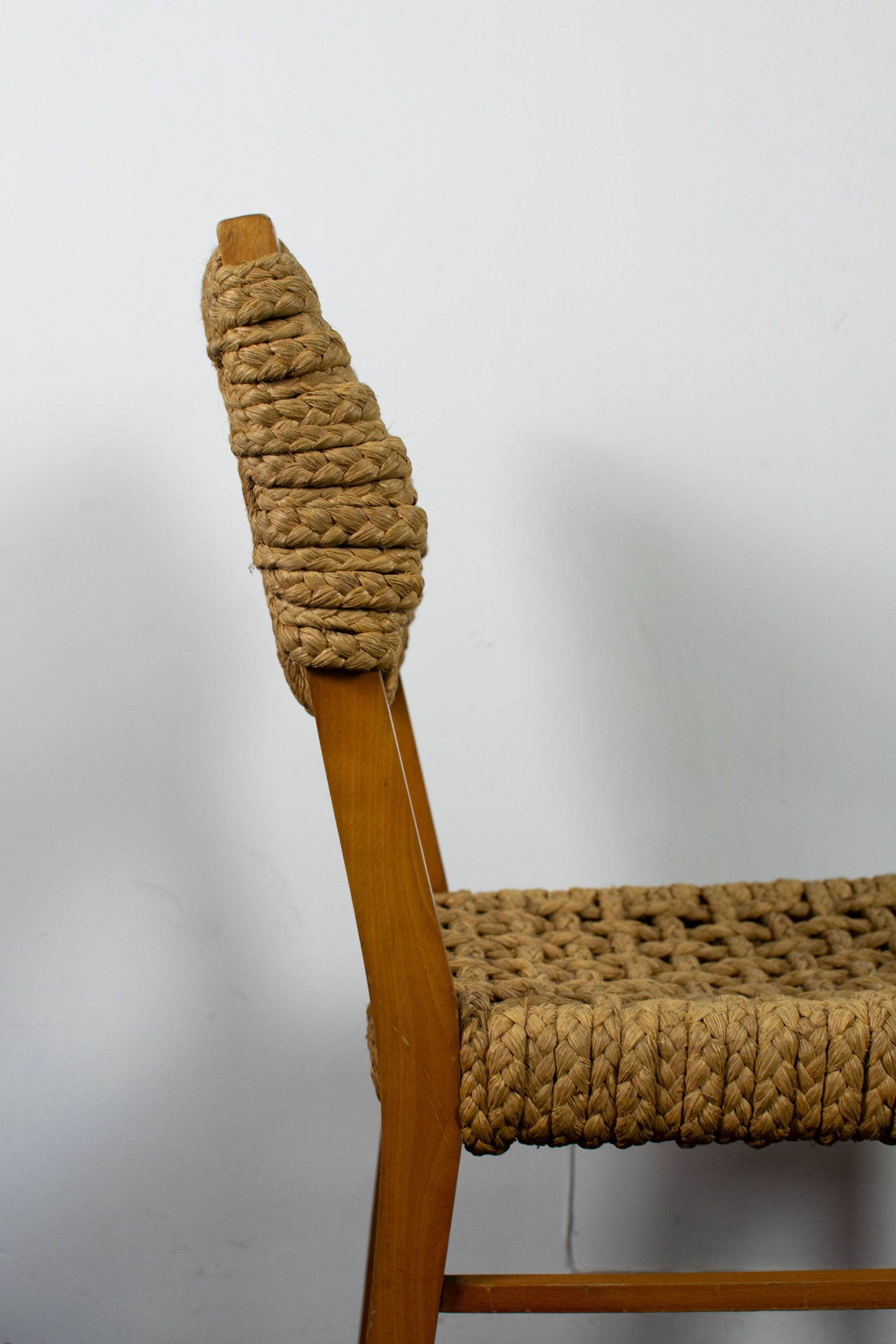 Chaise corde et bois par Audoux Minet pour Vibo, 1950