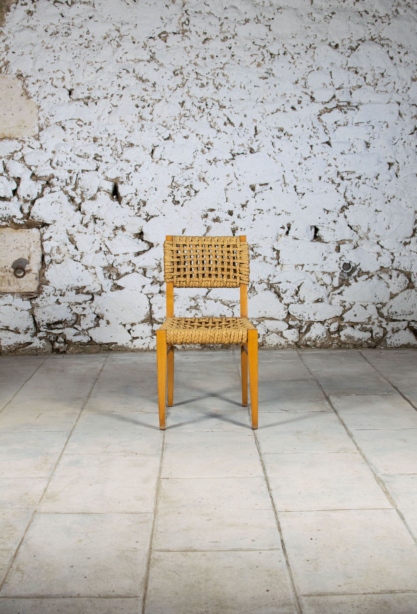 Chaise corde et bois par Audoux Minet pour Vibo, 1950