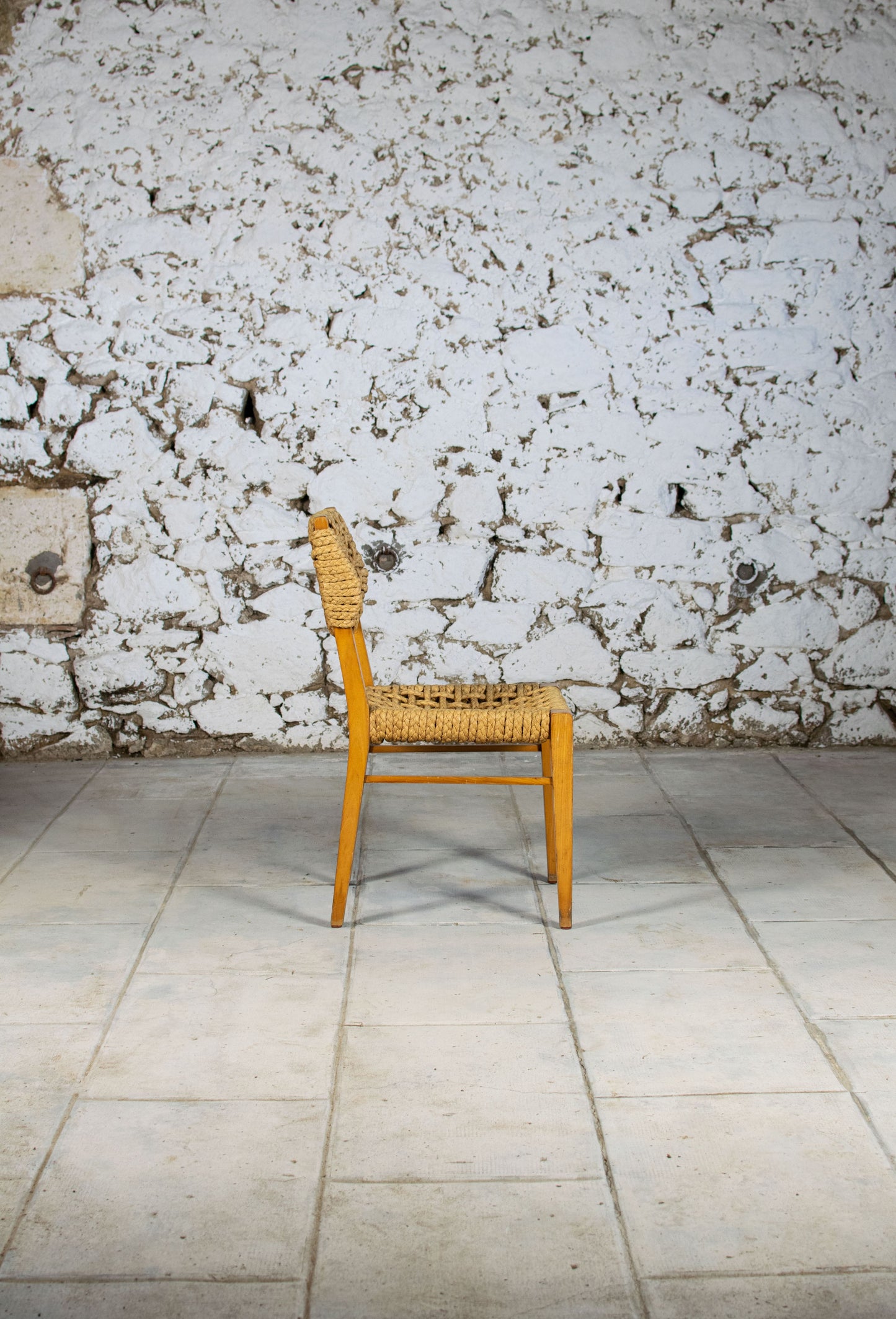 Chaise corde et bois par Audoux Minet pour Vibo, 1950