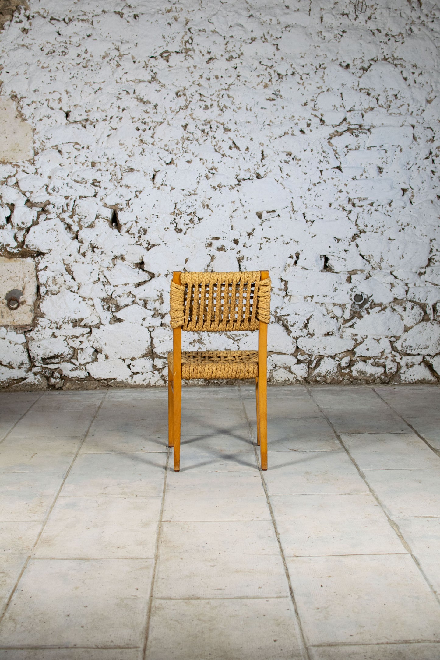 Chaise corde et bois par Audoux Minet pour Vibo, 1950