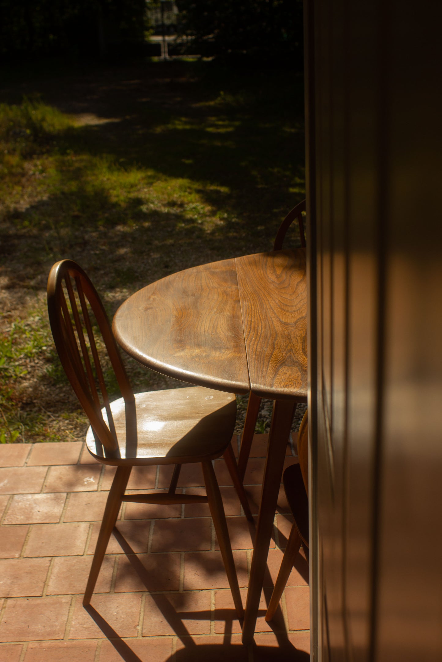 Table ronde à rabat Ercol, 1960