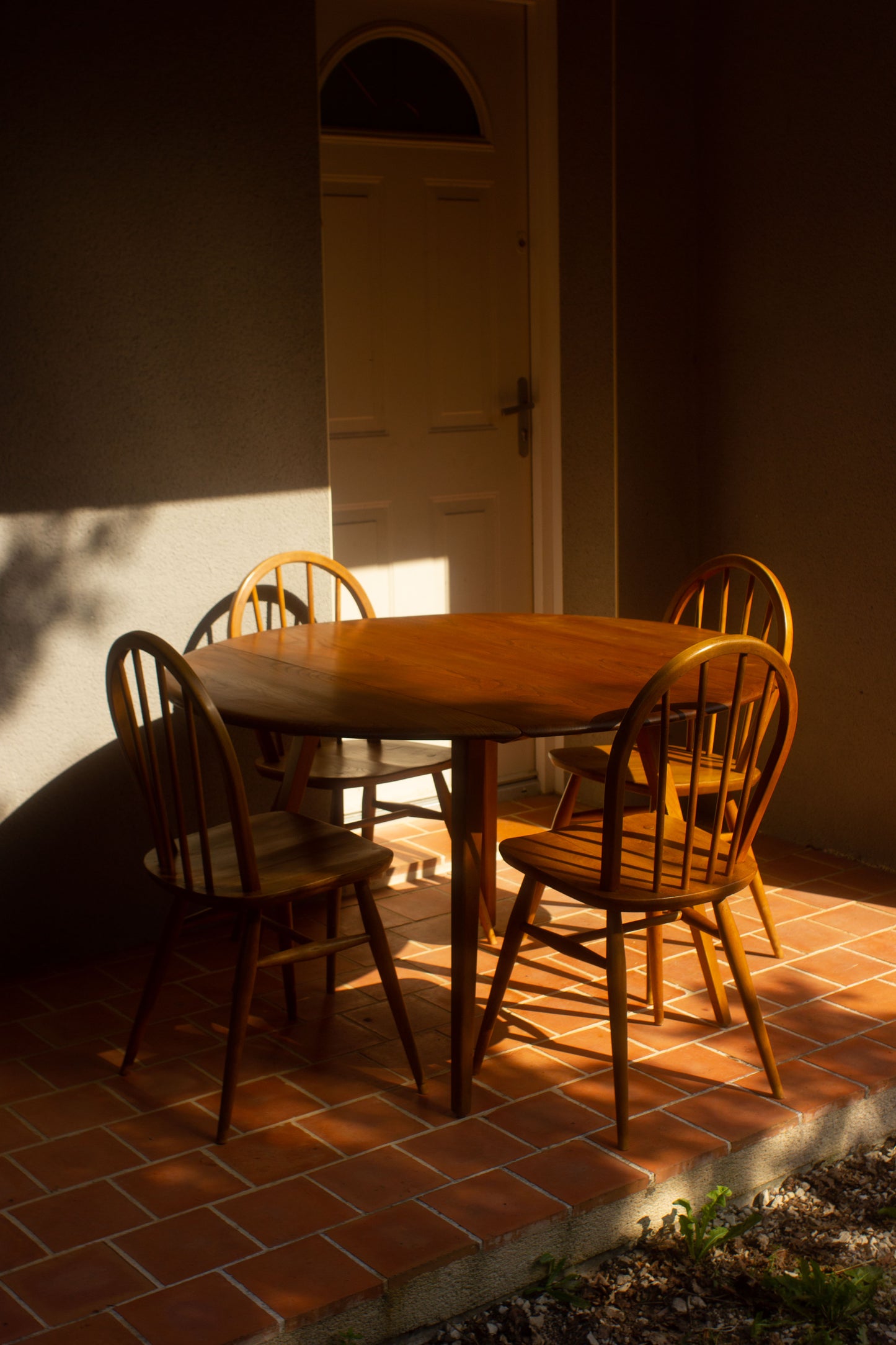 Table ronde à rabat Ercol, 1960