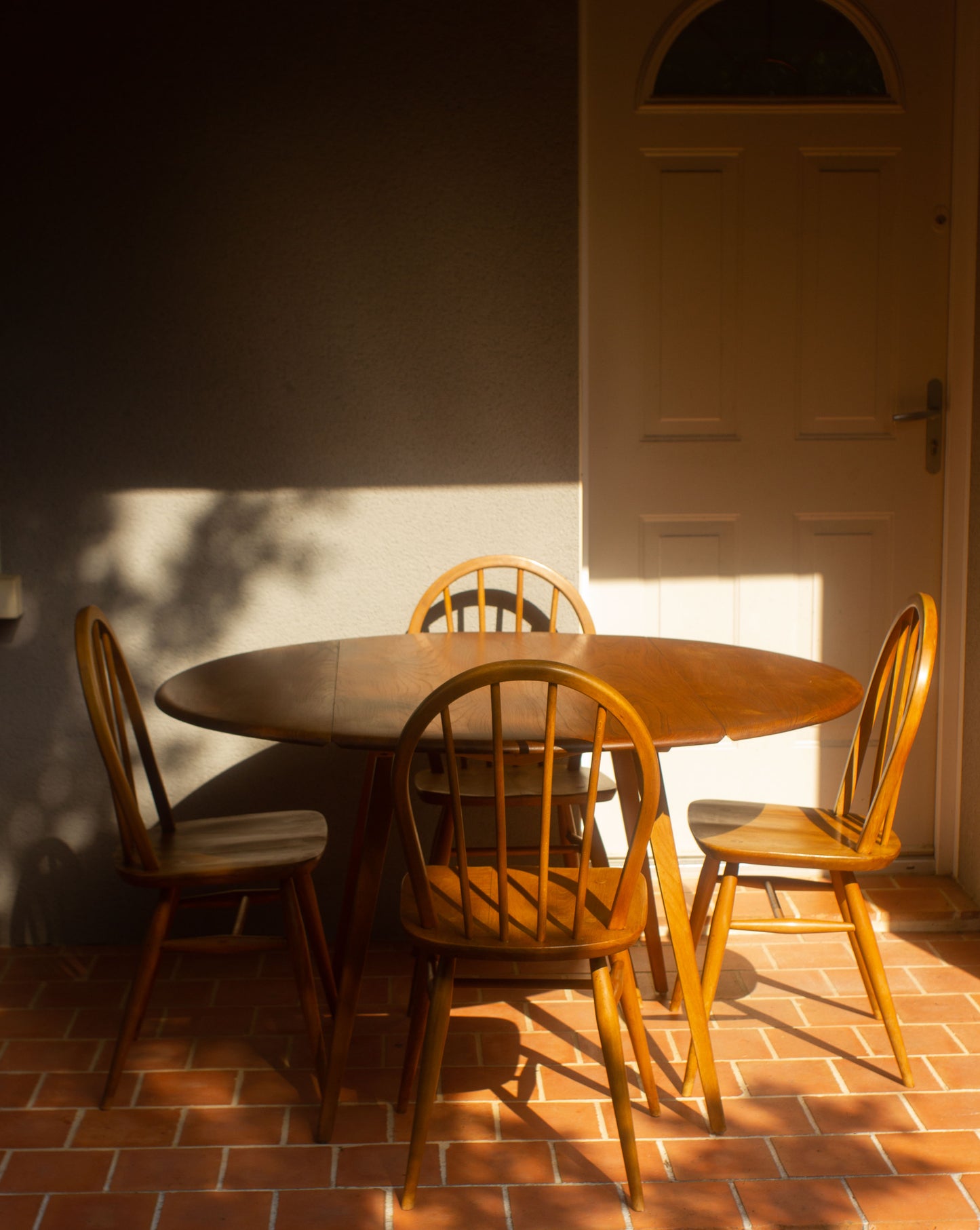 Table ronde à rabat Ercol, 1960