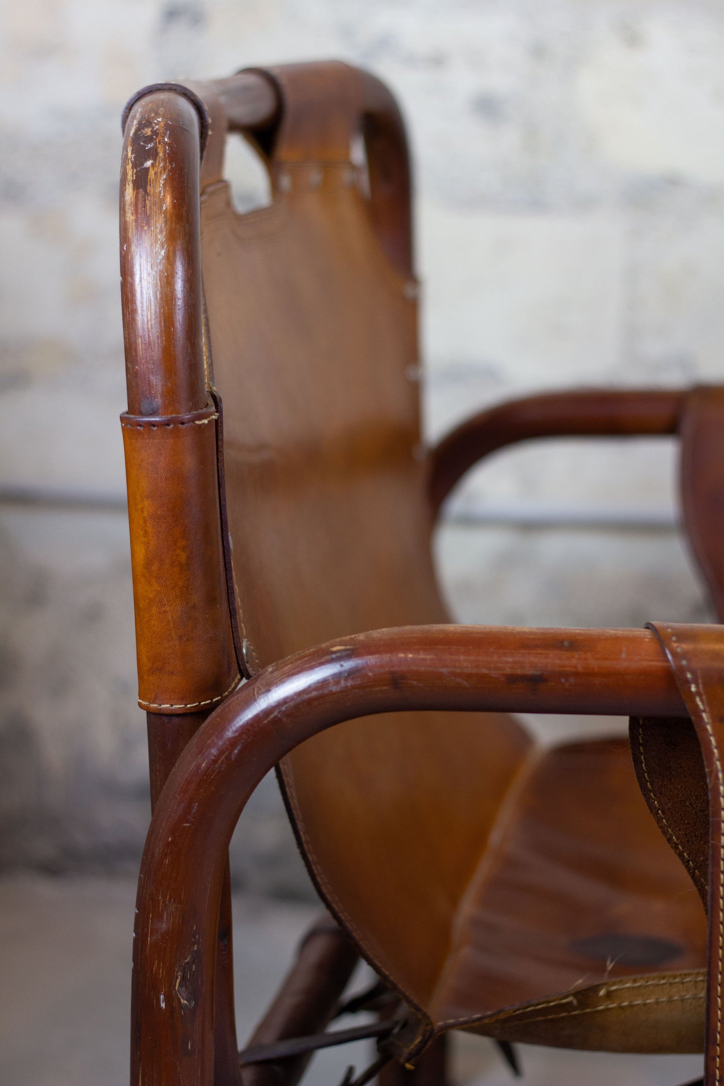 Fauteuil "safari" en cuir et bambou par Tito Agnoli, 1960