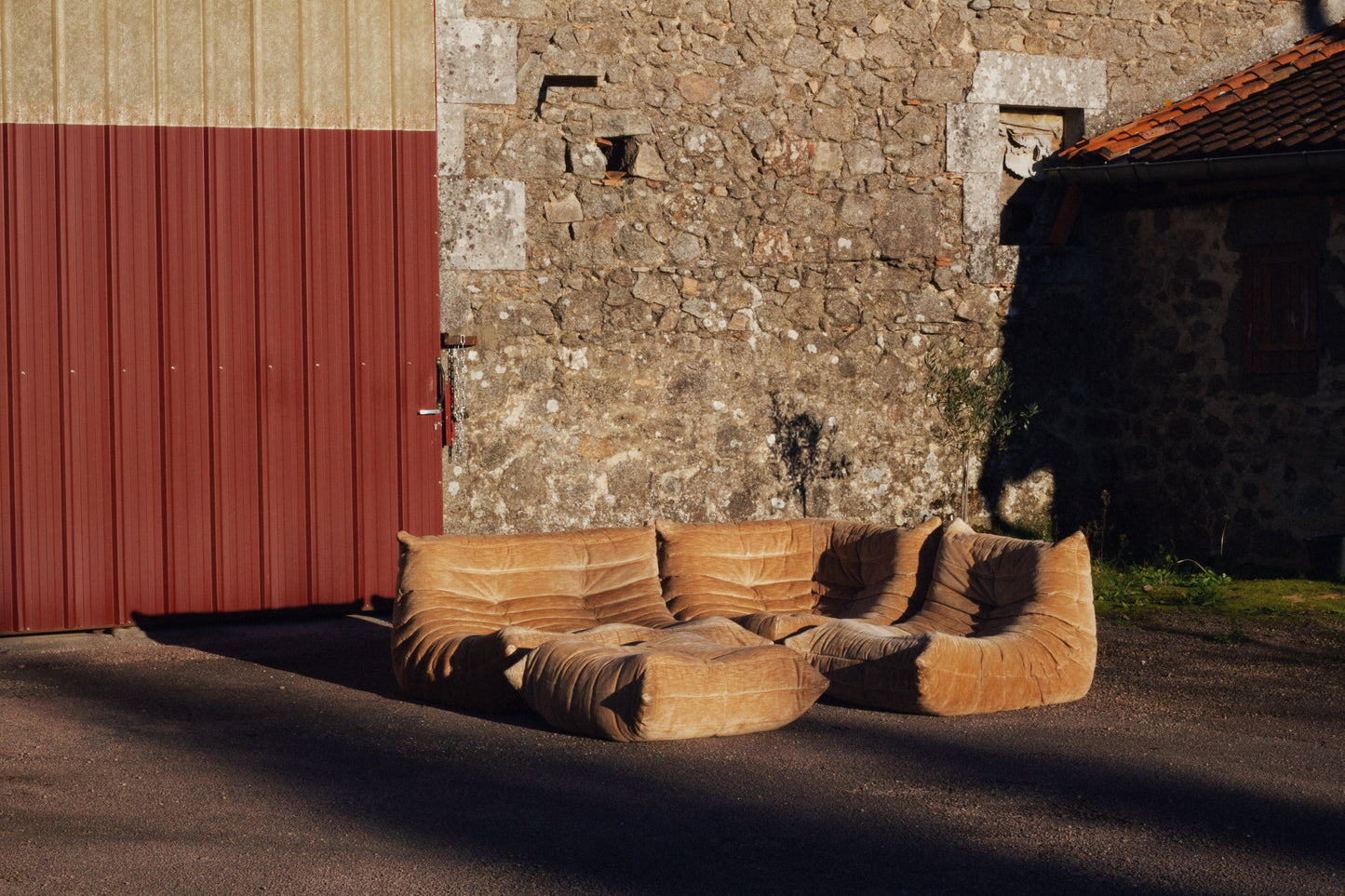 Ensemble de canapés Togo velours Michel Ducaroy "ligne brown", LIGNE ROSET, 1973