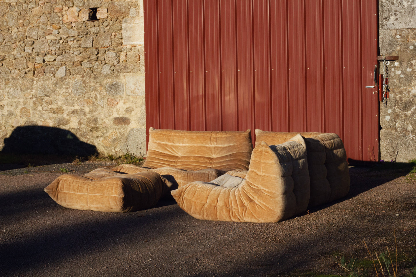 Ensemble de canapés Togo velours Michel Ducaroy "ligne brown", LIGNE ROSET, 1973