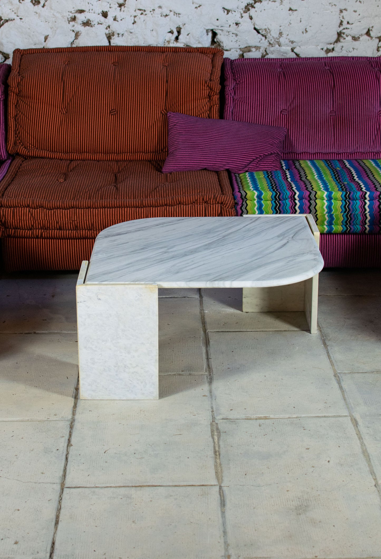 Table basse en marbre en forme d'oeil, 1970